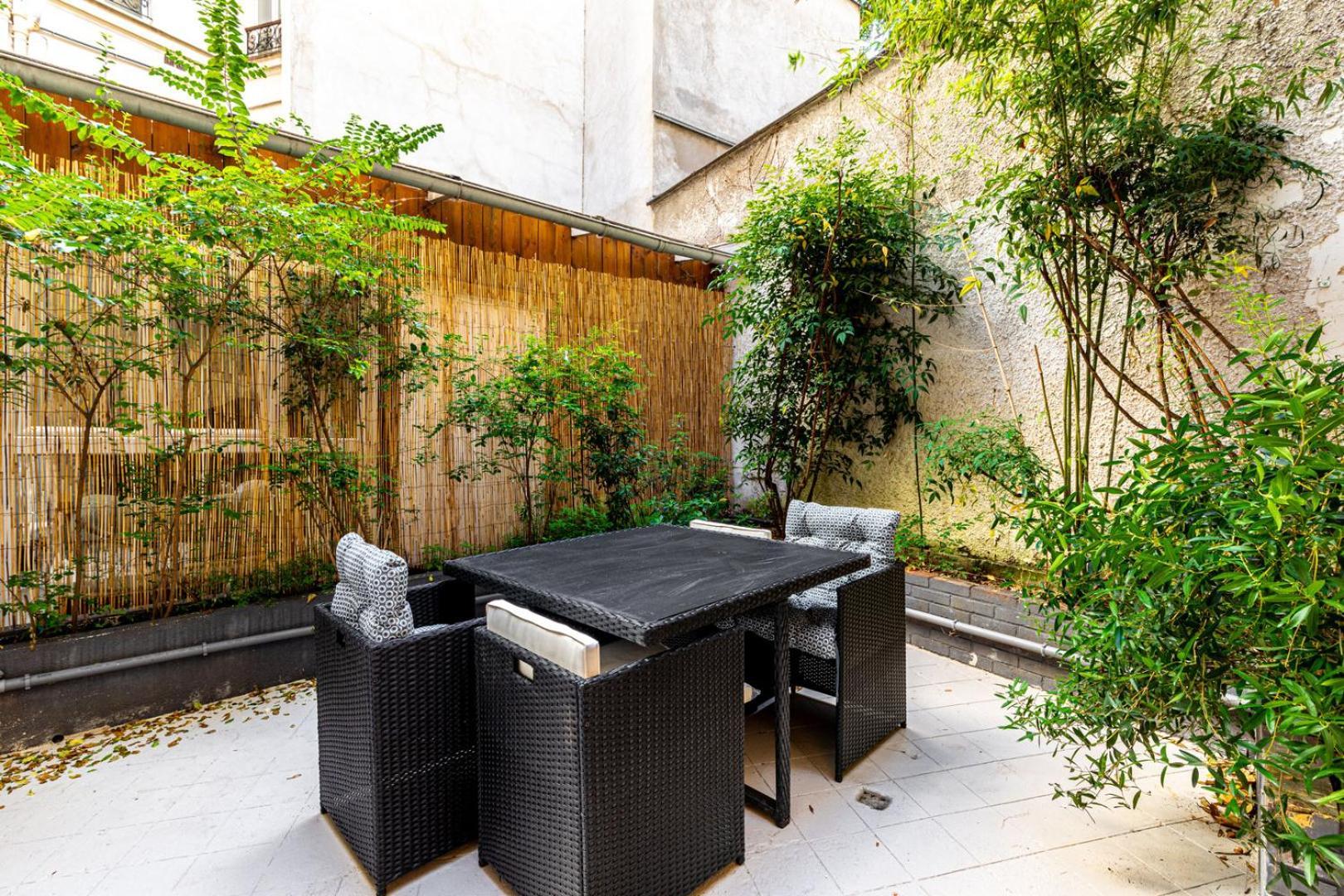 Guestready - Serene Stay Near Champ De Mars Paris Bagian luar foto